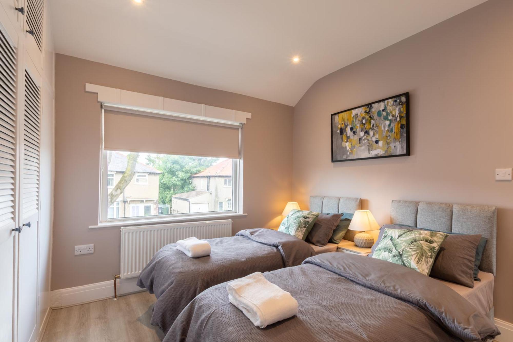 Entire House At Buckingham Road Holiday home